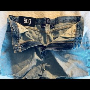 Urban Outfitters 90’s style denim shorts